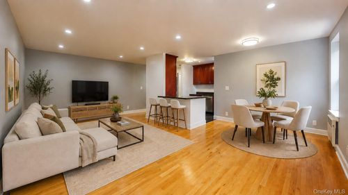 2b-105-20 66th Ave, Forest Hills, NY, 11375-2105 | Card Image
