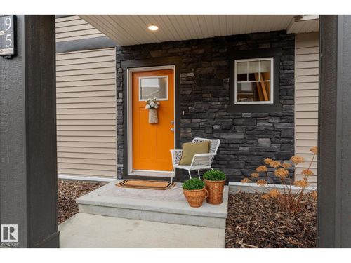 95-50 Mclaughlin Dr, Spruce Grove, AB, T7X0E1 | Card Image