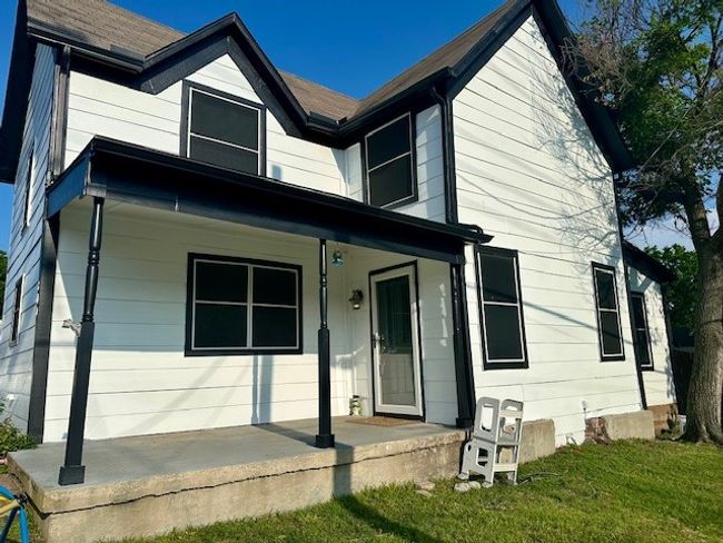 300 E Shoemaker St, House other with 4 bedrooms, 3 bathrooms and null parking in Decatur TX | Image 5