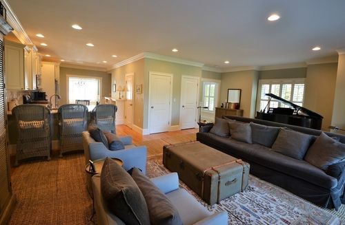 11-11 Tufts Rd, Winchester, MA, 01890-1221 | Card Image