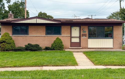 34381 Rosslyn St, Westland, MI, 48185-3661 | Card Image