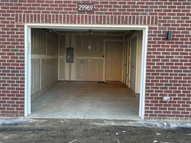 29977 Center St, Condo with 2 bedrooms, 3 bathrooms and null parking in New Hudson MI | Image 28
