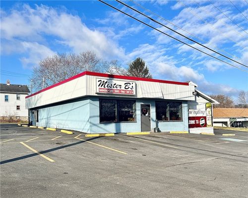 2034 E Washington St, New Castle, PA, 16101-5349 | Card Image