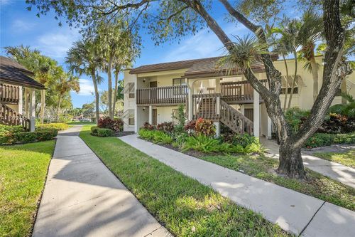 apt-201-10187 Mangrove Dr, Boynton Beach, FL, 33437-1374 | Card Image