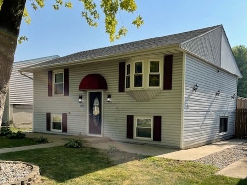 266 Randolph Ave, Bradley, IL, 60915-2522 | Card Image