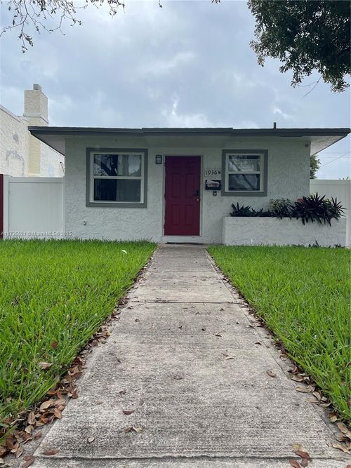 1936 Washington St, Hollywood, FL, 33020 | Card Image