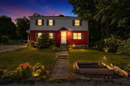 3 Harold St, Manchester, NH, 03104-1723 | Card Image