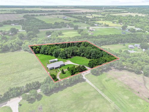 1673 County Road 1525, Ector, TX, 75439-5635 | Card Image
