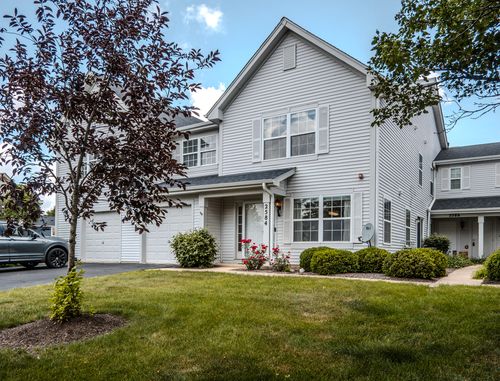 2584 Dickens Dr, Aurora, IL, 60503 | Card Image