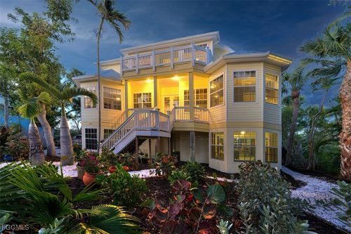 5810 Pine Tree Dr, SANIBEL, FL, 33957-2306 | Card Image