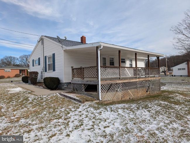 122 Fairview St, House other with 3 bedrooms, 1 bathrooms and null parking in Everett PA | Image 8
