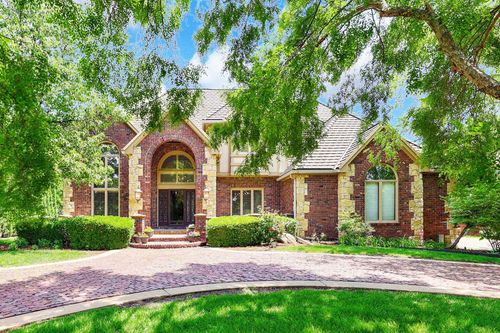 9451 E Cross Creek Ct, Wichita, KS, 67206-4066 | Card Image