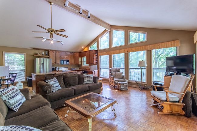 1720 Point Grand Dr, House other with 4 bedrooms, 4 bathrooms and null parking in Savannah TN | Image 5