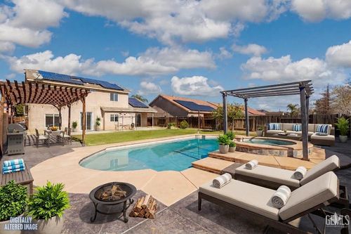 11515 Presidential Rd, Bakersfield, CA, 93312-8257 | Card Image