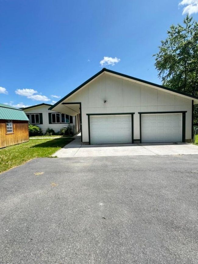 106 B B South Ave, House other with 3 bedrooms, 2 bathrooms and null parking in Metaline Falls WA | Image 15