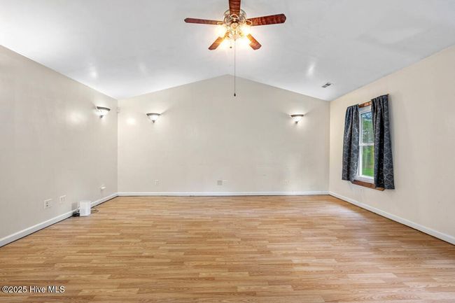 78 Clifford Rd, House other with 3 bedrooms, 2 bathrooms and 2 parking in Red Springs NC | Image 15