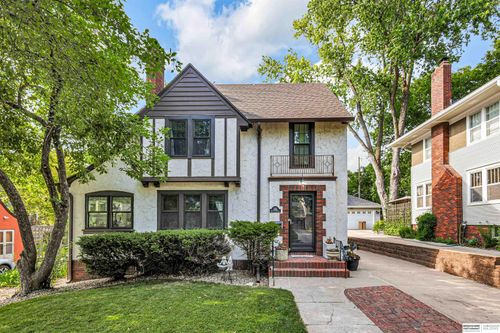 5116 Western Ave, Omaha, NE, 68132-1436 | Card Image