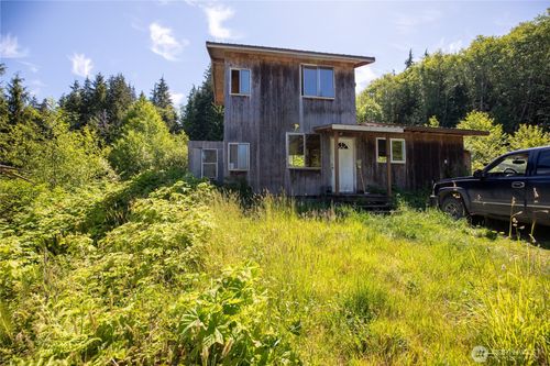1884 Dowans Creek Rd, Forks, WA, 98331 | Card Image