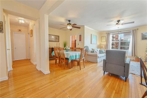 3c-121-16 Ocean Promenade Street, Rockaway Park, NY, 11694 | Card Image