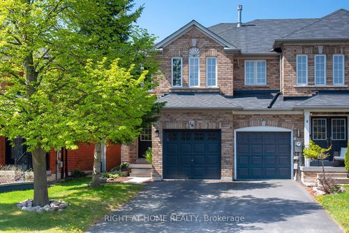 18 Frank Johnston Rd, Bolton, ON, L7E2L4 | Card Image