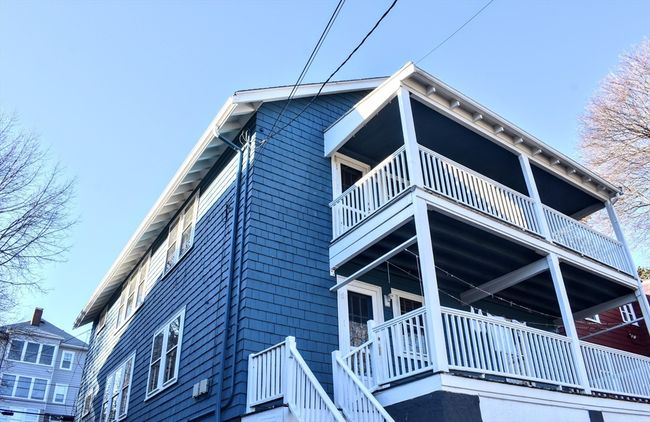 2 - 26 Guernsey St, Condo with 2 bedrooms, 1 bathrooms and null parking in Roslindale MA | Image 8
