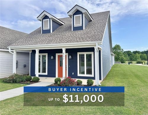 837 Ne Heights Ln, Bentonville, AR, 72712-3096 | Card Image