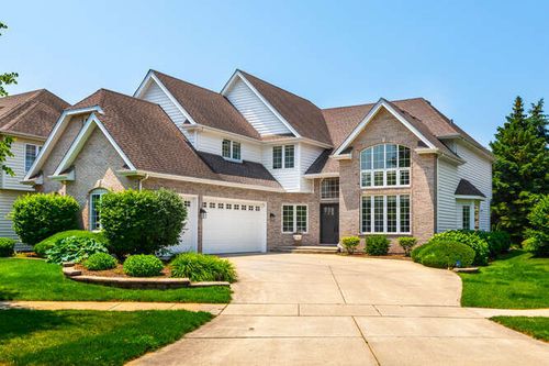 3527 Scottsdale Cir, Naperville, IL, 60564-4631 | Card Image