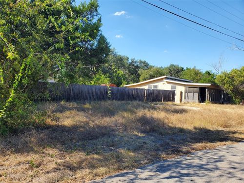 10900 2nd St, Jonestown, TX, 78645-3205 | Card Image