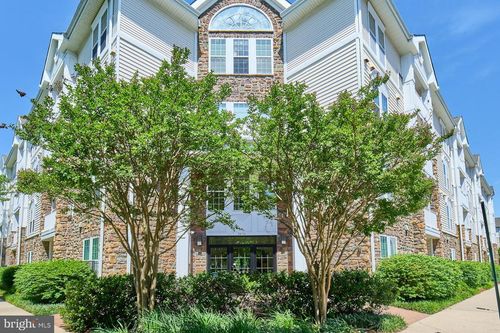 apt-404-24701 Byrne Meadow Sq, Aldie, VA, 20105-3058 | Card Image