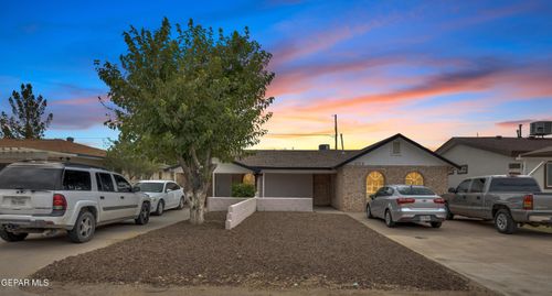 610 Gurdev Cir, El Paso, TX, 79927-4728 | Card Image