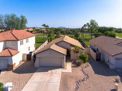 2575 E Brooks Street, House other with 3 bedrooms, 2 bathrooms and null parking in Gilbert AZ | Image 3