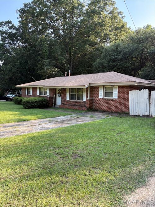 3901 Merrifield Dr, Valley Grande, AL, 36703-2730 | Card Image