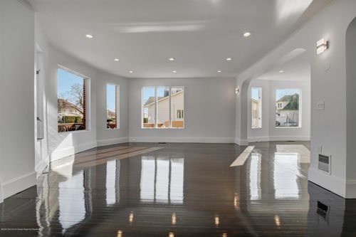 60 Monmouth Dr, Deal, NJ, 07723-1149 | Card Image