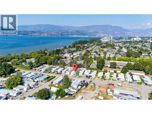 8-3745 Lakeshore Rd, Kelowna, BC, V1W3K4 | Card Image