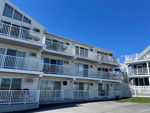 308-933 Ocean Blvd, Hampton, NH, 03842-1491 | Card Image