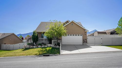 651 River Rock Dr, Santaquin, UT, 84655-5644 | Card Image