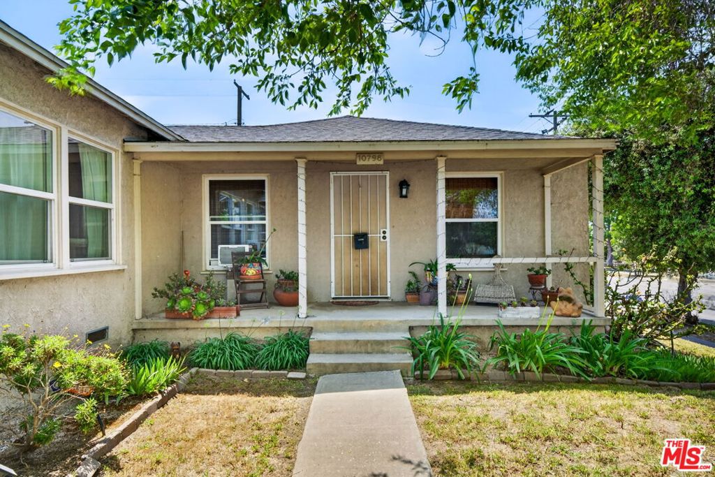 Residential Income in Culver City 3