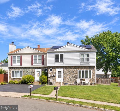 5 Conrad Court, TRENTON, NJ, 08648 | Card Image