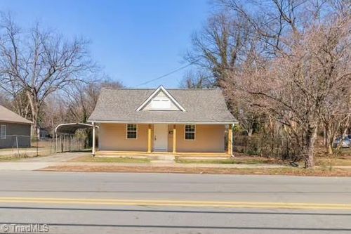 1103 E Sprague St, Winston Salem, NC, 27107-3430 | Card Image