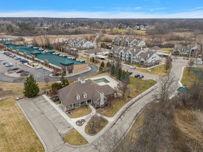 12303 Pinehurst Ln, Condo with 2 bedrooms, 2 bathrooms and null parking in Grand Blanc MI | Image 47