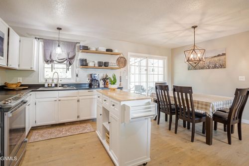 133 Sturgis Loop, Lincoln, ND, 58504-9108 | Card Image