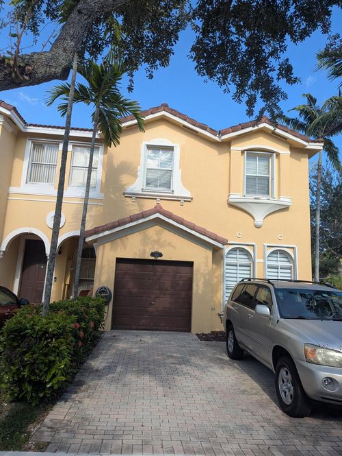 913 Sw 151st Pl, Miami, FL, 33194-2774 | Card Image