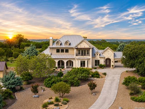 3919 Kite Dr, Kerrville, TX, 78028-8231 | Card Image
