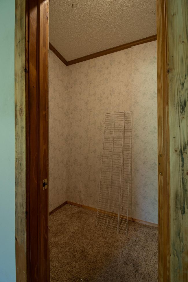 Closet | Image 18