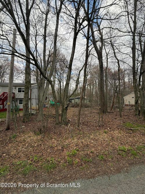 5328 Ledgewood Dr 363 Drive, Tobyhanna, PA, 18466 | Card Image