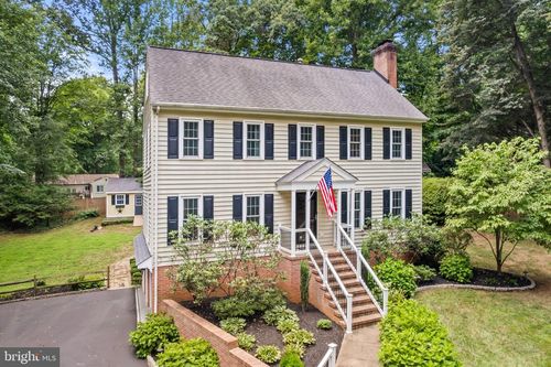 7398 Terranova Dr, WARRENTON, VA, 20187-7240 | Card Image