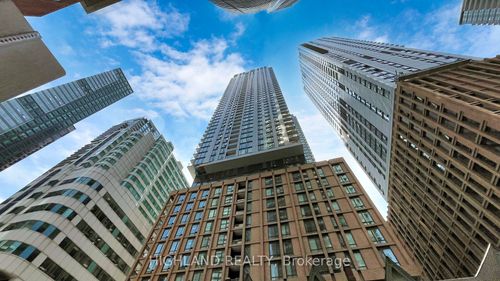 3605-8 Widmer St, Toronto, ON, M5V0W6 | Card Image