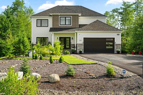 456 Magenta Dr, House with 5 bedrooms, 4 bathrooms and 4 parking in Middle Sackville NS | Card Image