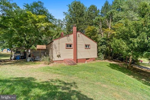52 Carol Ln, MALVERN, PA, 19355-2046 | Card Image