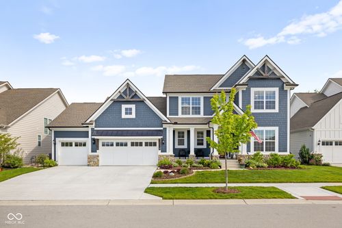 15651 Woodford Dr, Westfield, IN, 46074-7471 | Card Image